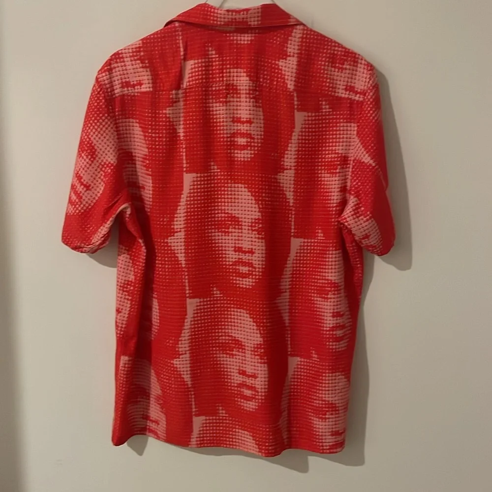 Supreme NYC Red Short Sleeve Lil Kim Collaboration. - Picture 8 of 10